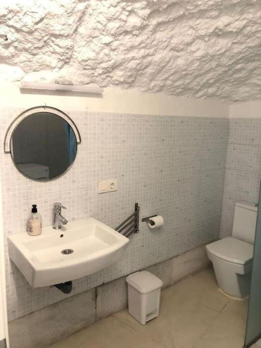 Authentic Cave In Old City Centre Apartment Granada Bagian luar foto